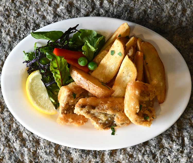 愛媛県産の鮮魚と地野菜をつかったフィッシュ＆チップス