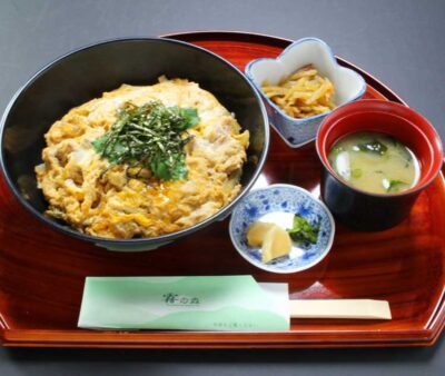 特選地鶏の親子丼