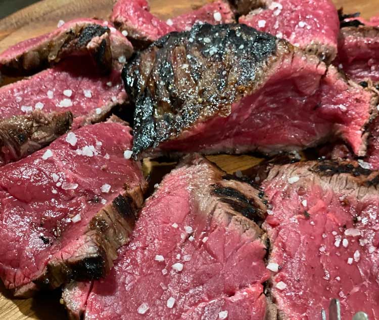 牛肉のタリアータ