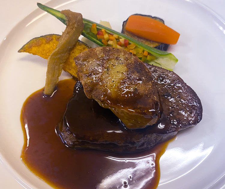 牛フィレ肉のステーキランチ